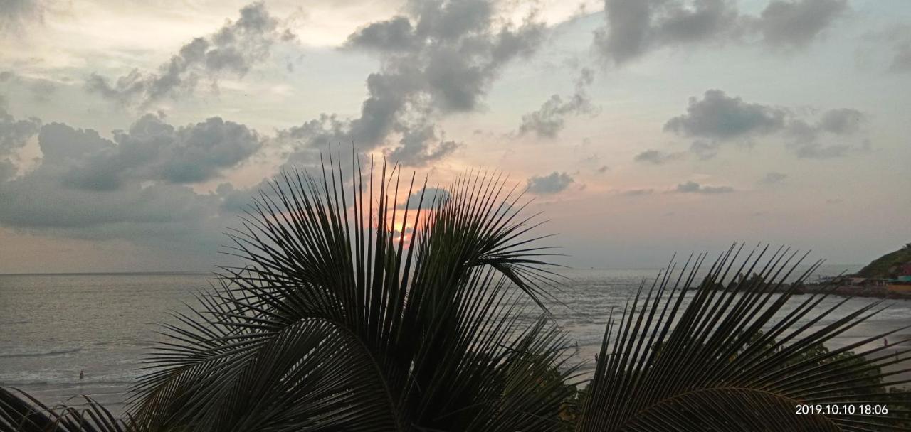21Coconuts Inn Arambol Exterior photo