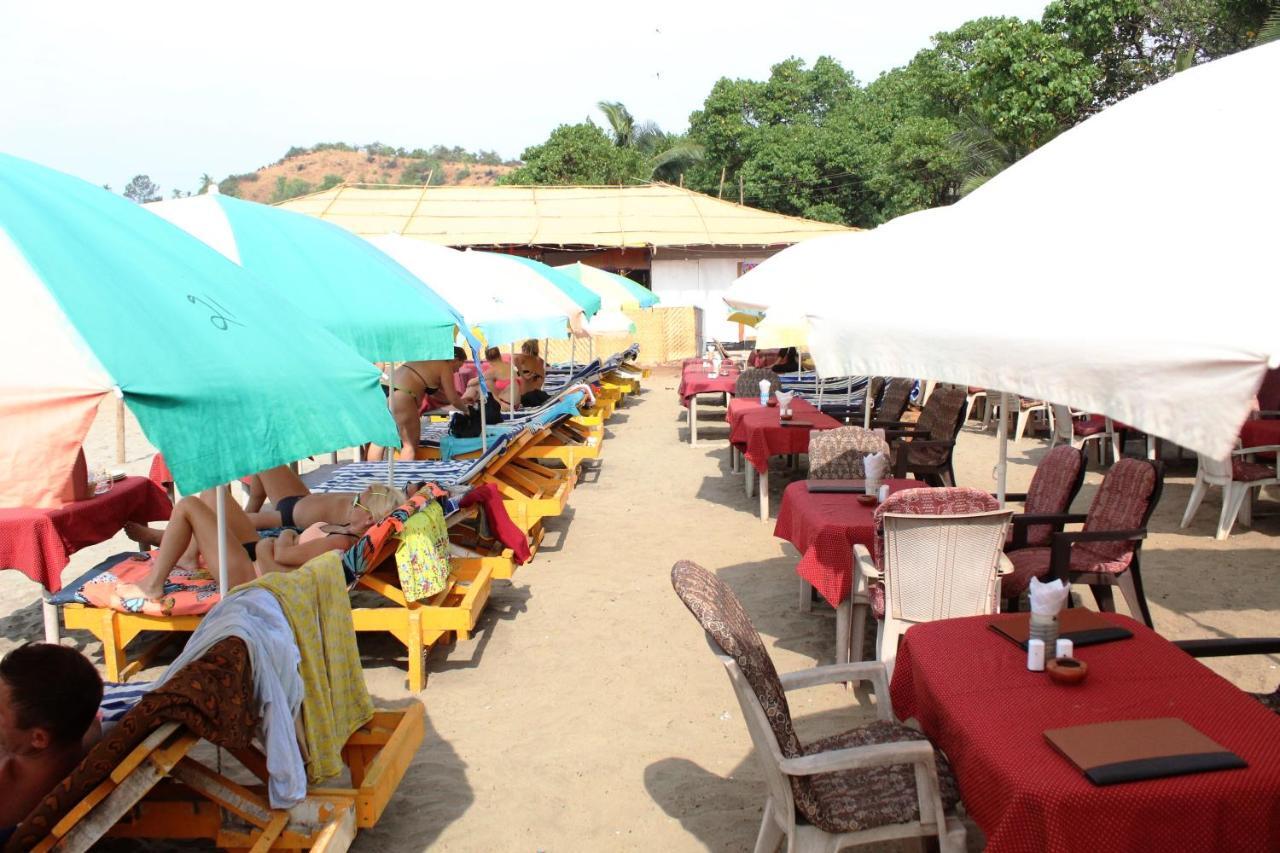 21Coconuts Inn Arambol Exterior photo